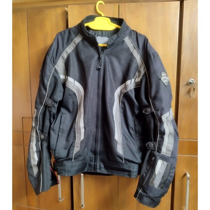 Pre-owned BBG Riding Jacket Xplorer Black, size L - Image 1
