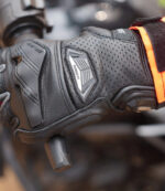 SOLACE Riding Gloves Hobo Black - Image 4